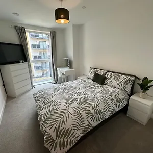 apt-cozy-luxury-spacious-room-in-shared.brighton-hotels-england.com/